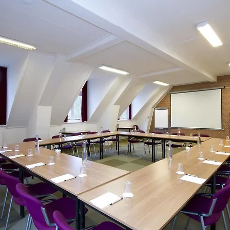 فندق Bovendonk Business- & Eventlocatie 3*