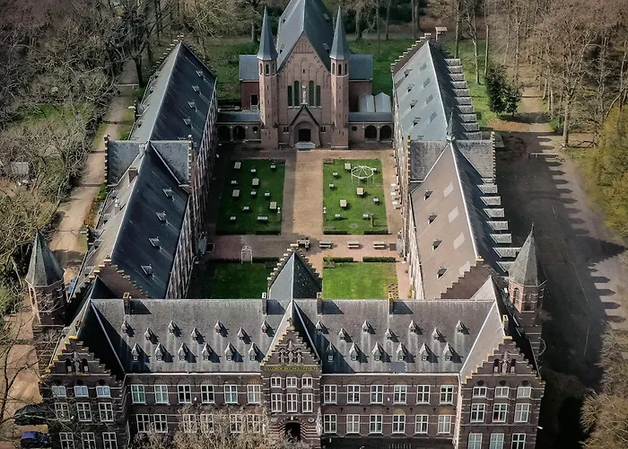 Hotel Bovendonk Business- & Eventlocatie 3*